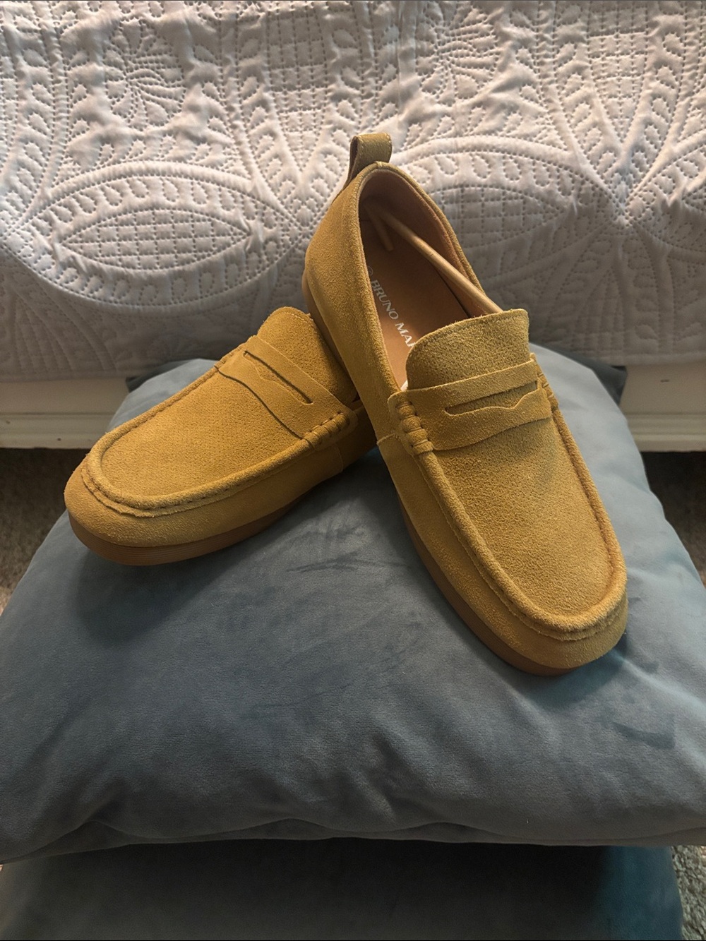 Men's Suede Penny Loafers in tan/camel